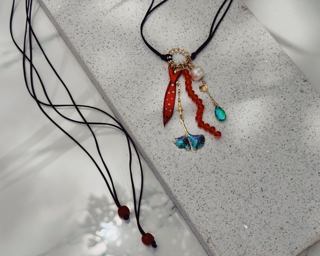 Wrap Around Fish Choker