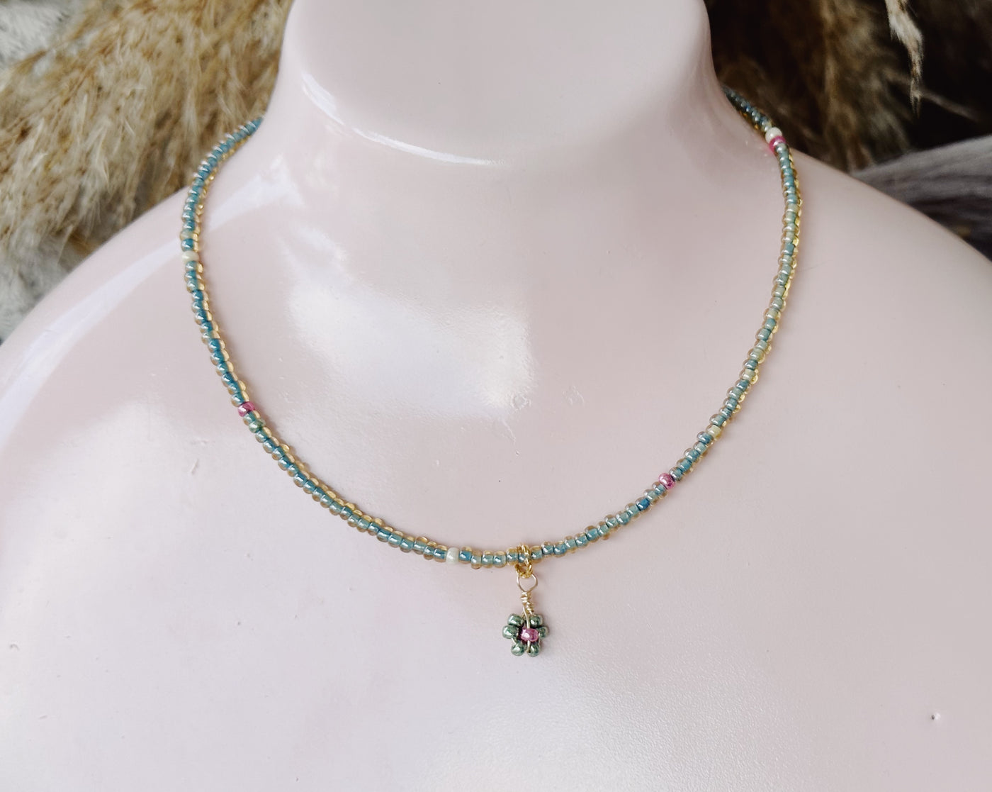 Alo seeds choker