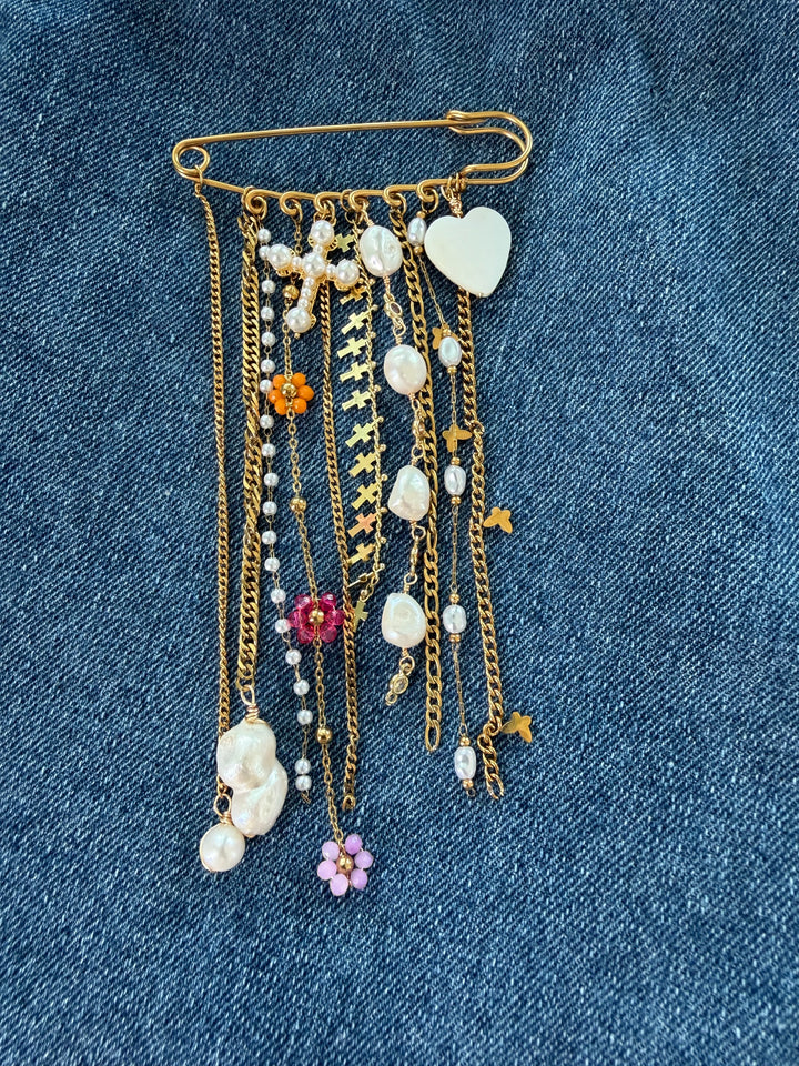 Chain pin