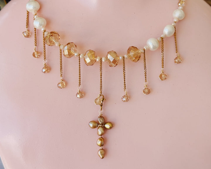 Apaga y vamonos cross champagne choker