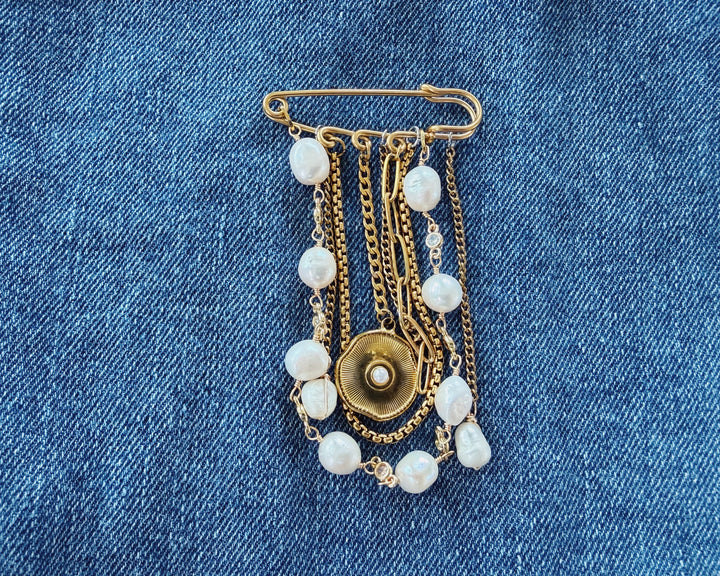 Chain pin