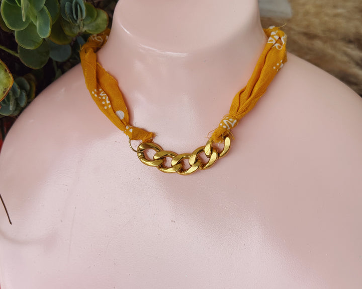 Cuban bandana Choker