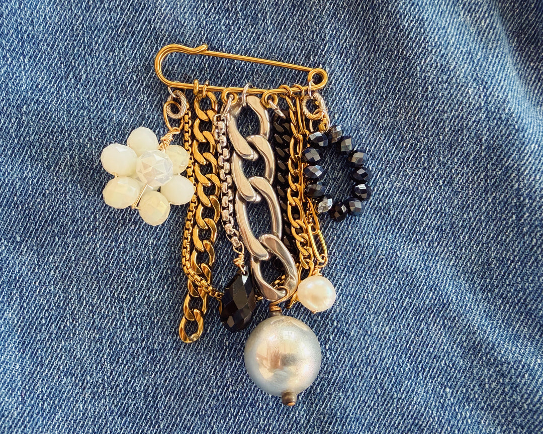 Chain pin
