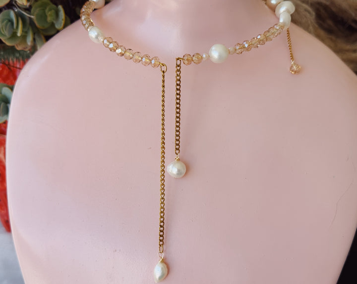 Apaga y vamonos cross champagne choker