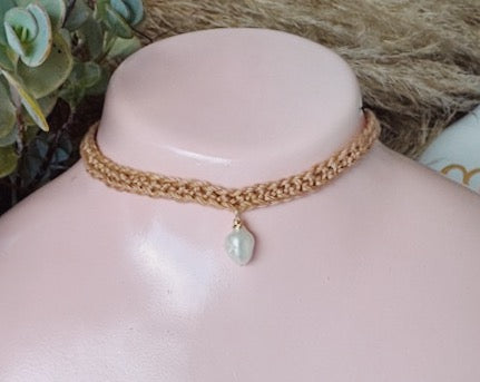 Crochet choker