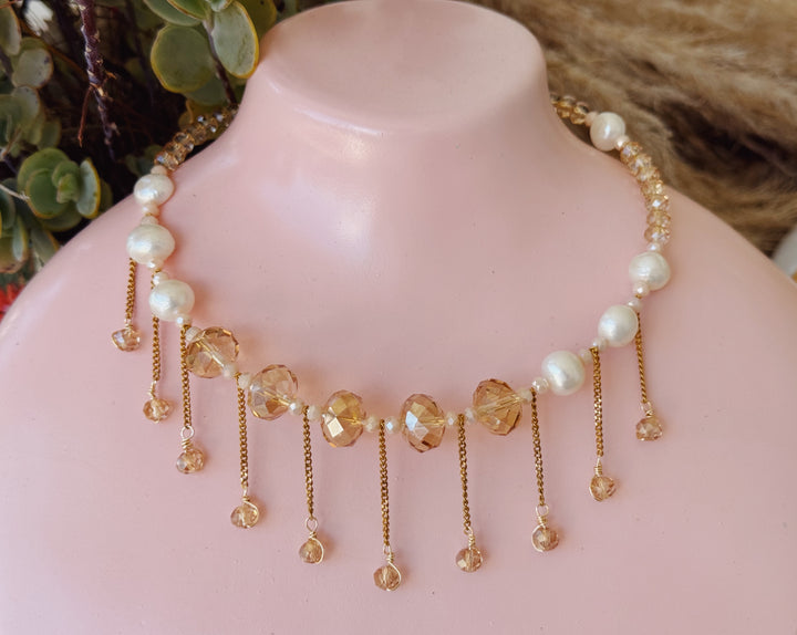 Apaga y vamonos cross champagne choker