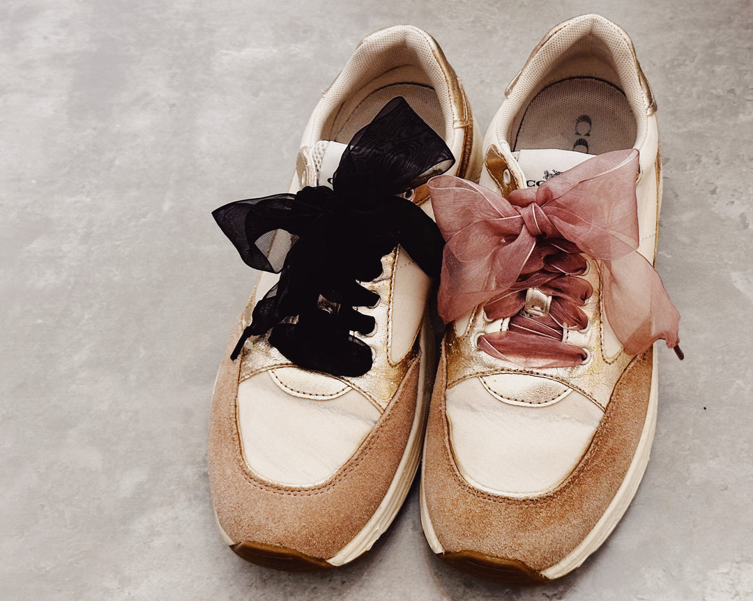 Cordones en cinta para tenis