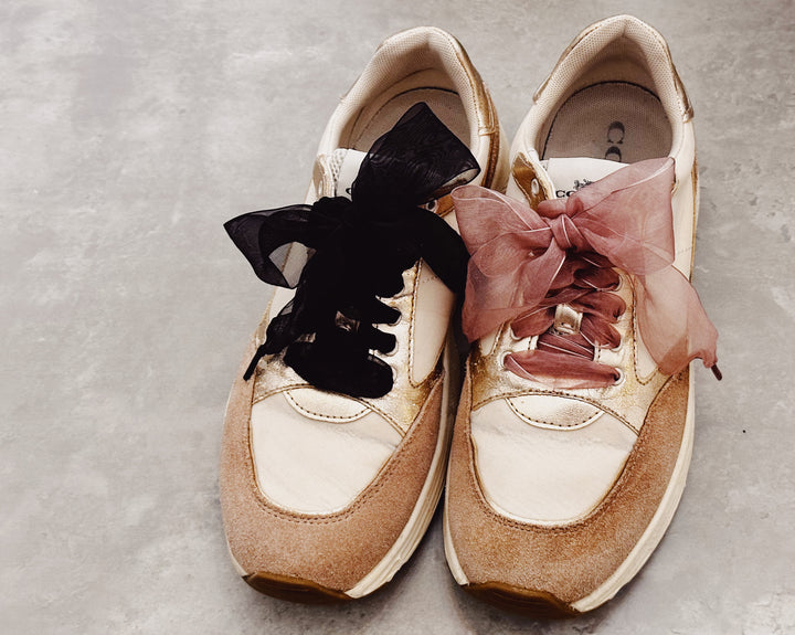 Cordones en cinta para tenis