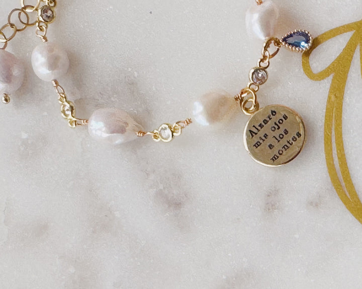 Salmo 121 pearl bracelet