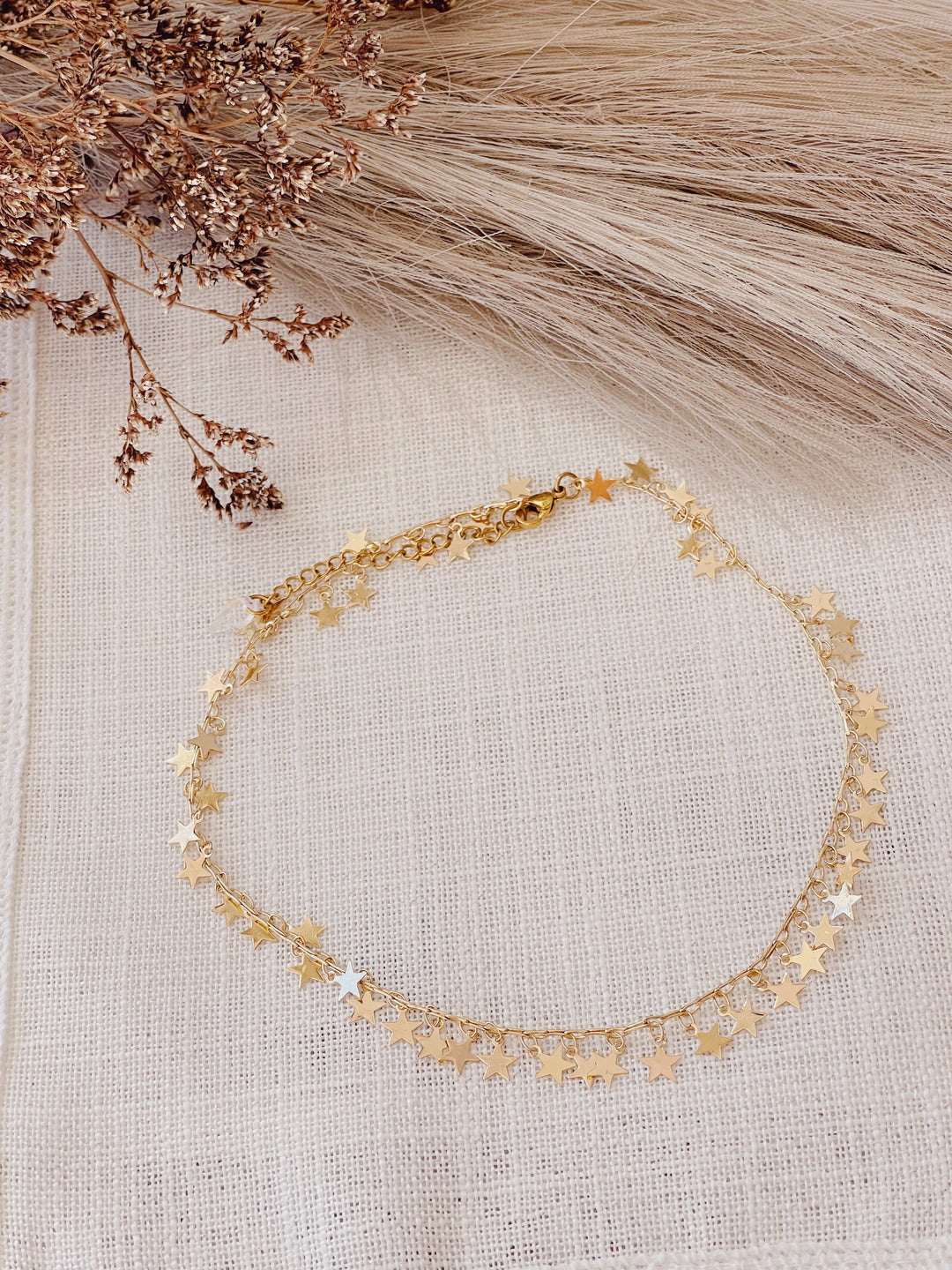 Annais Dangling Choker