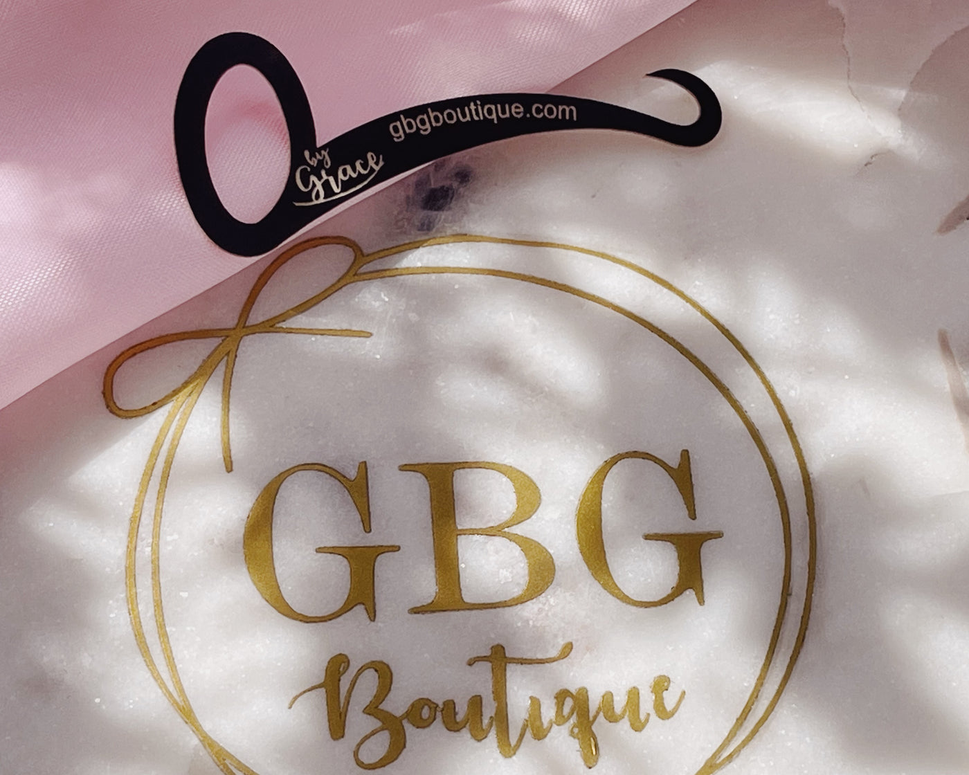 Herramienta By Grace para ponerte las pulseras sol@